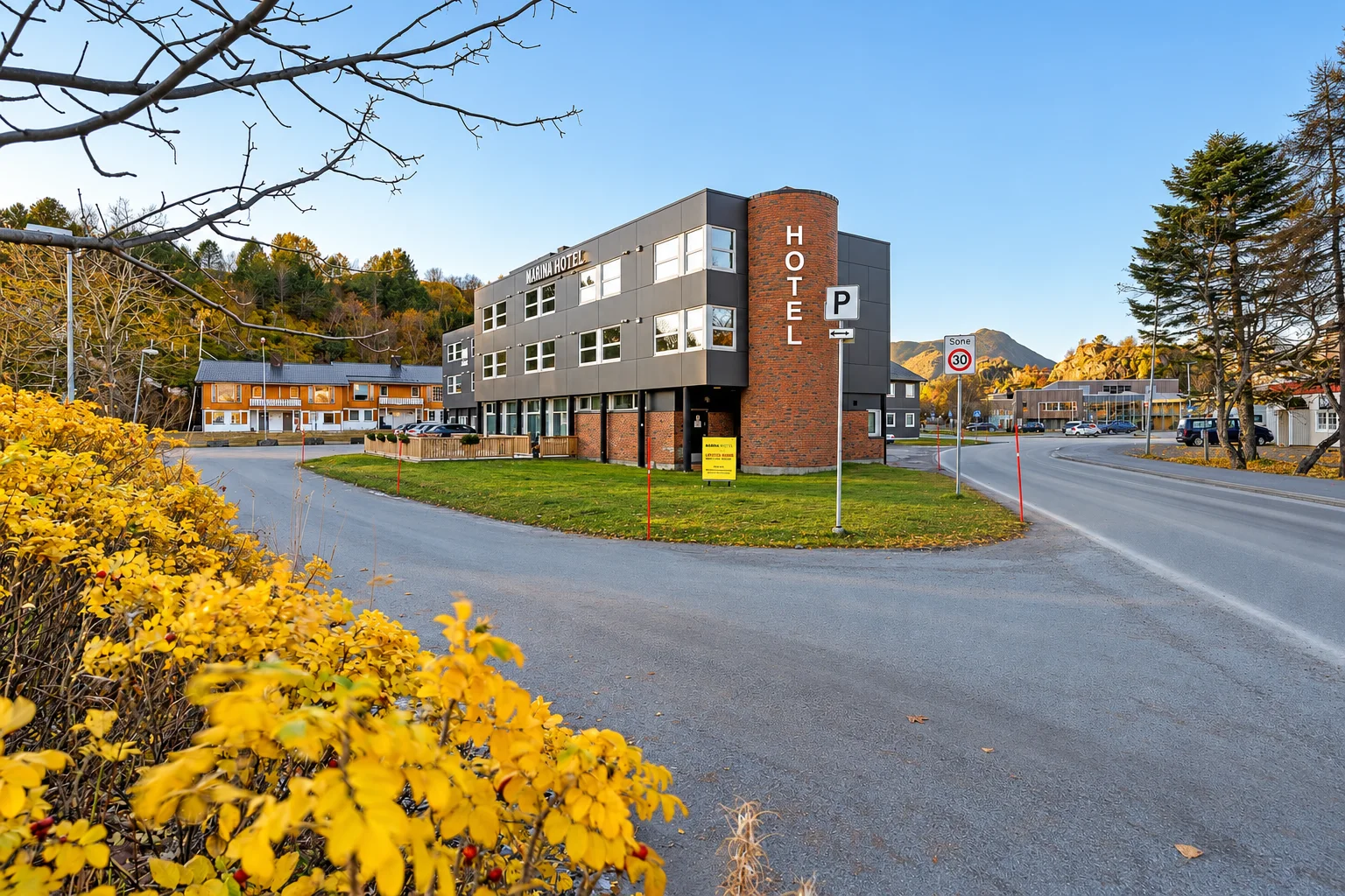 酒店与周边 · Marina Hotel Lofoten